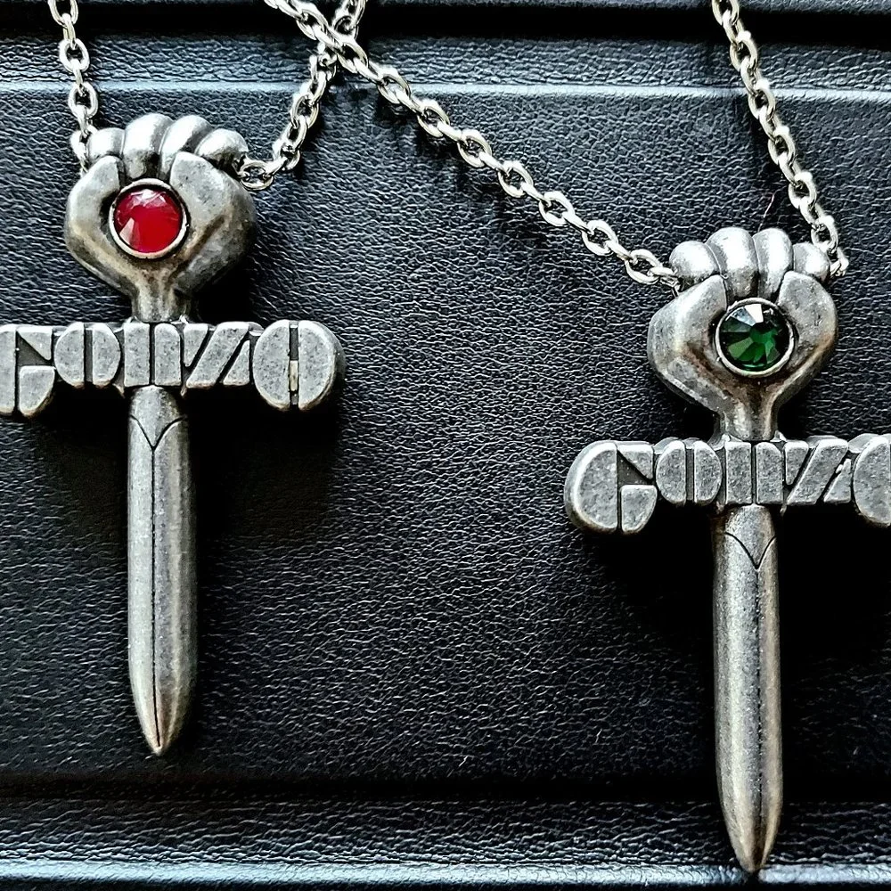 Gonzo pendant
